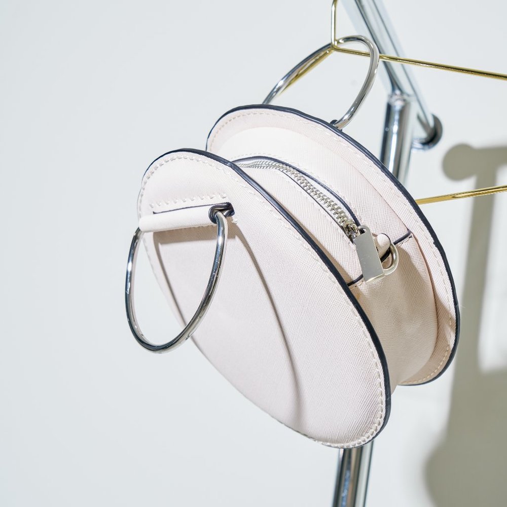 ZARA CREME CIRCLE CLUTCH